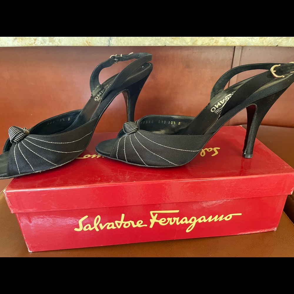 Beautiful satin Ferragamo sling back heels